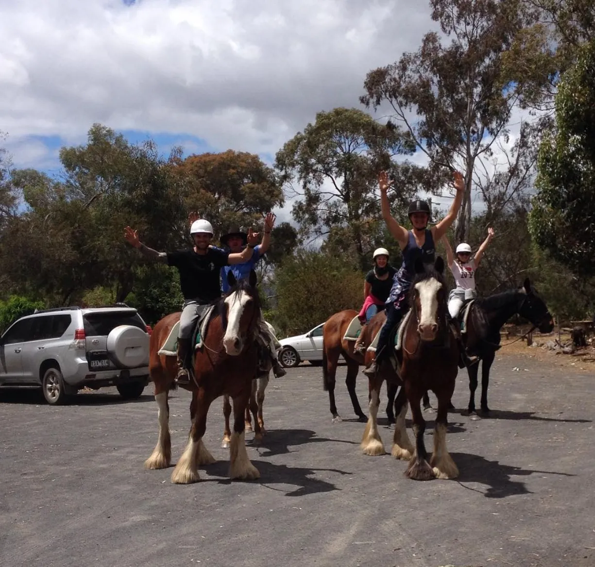 Horse riding Wartook Valley