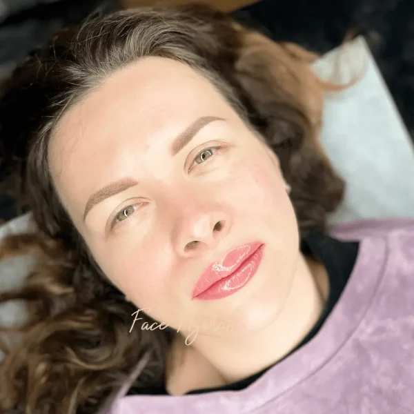 semi permanent lip tattoo